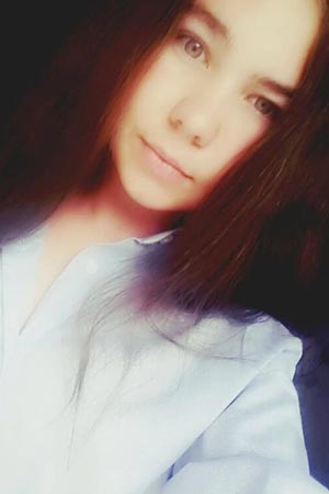 Юлия Суркова